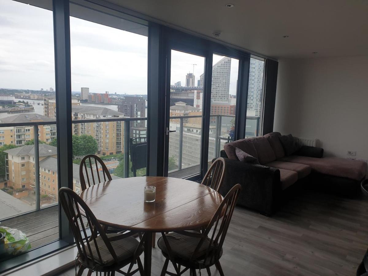 Dockland On The Peninsular Apartment